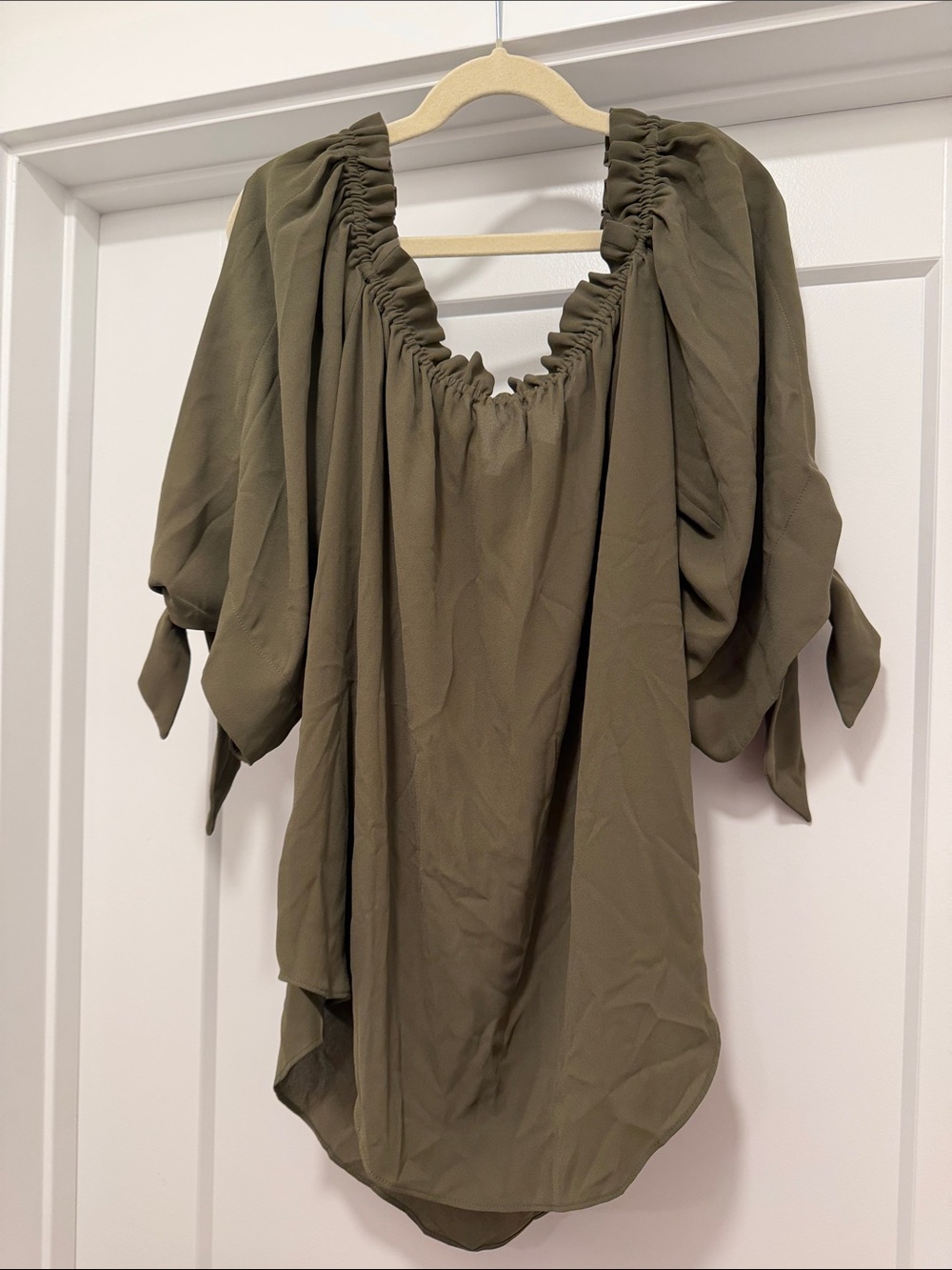 BCBGMaxAzria Olive Green Puff Sleeve Peasant Blouse